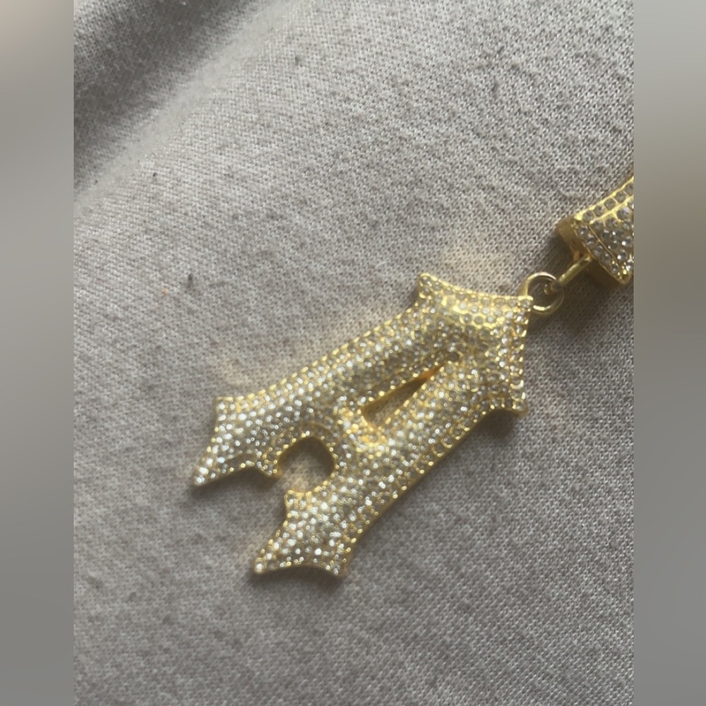 “A”initial pendant - Picture 3 of 3